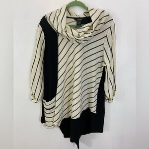Ali Miles Tunic Top Crinkle Fabric Asymmetrical Hem Side Zip Pocket Large Artsy